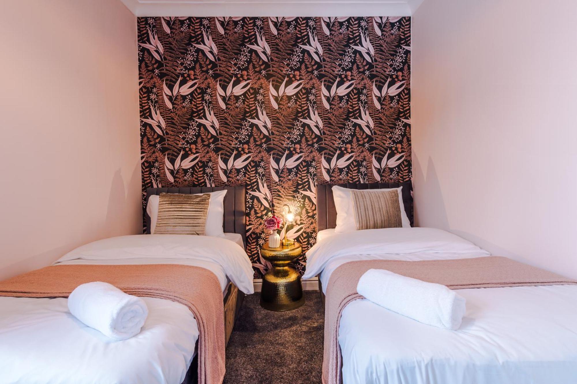 Newly Renovated 5 Bedroom Home-manchester Casa de férias Manchester