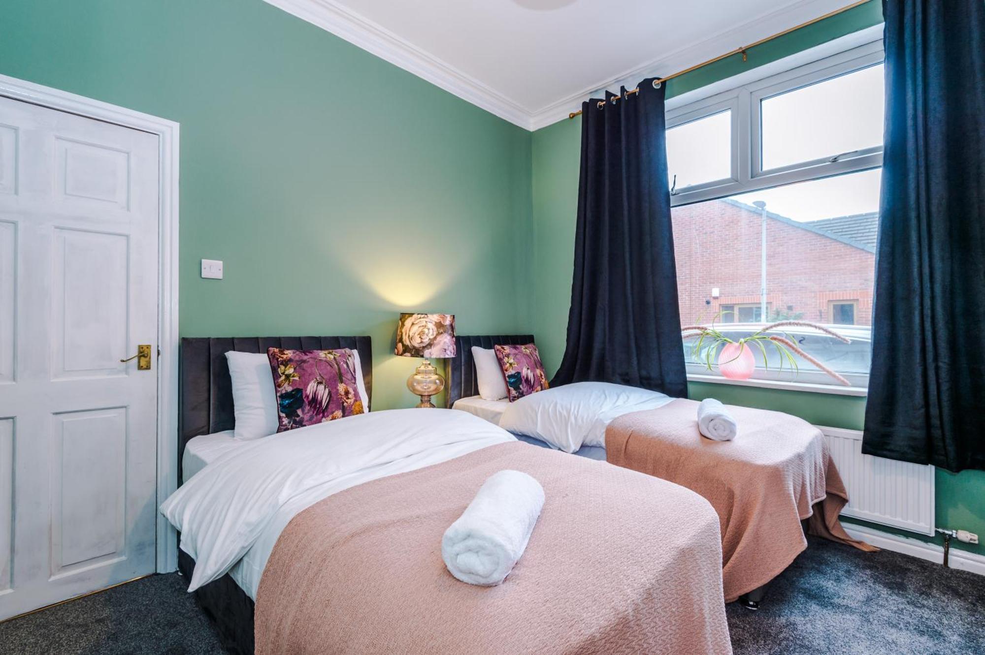 Casa de férias Newly Renovated 5 Bedroom Home-manchester *
